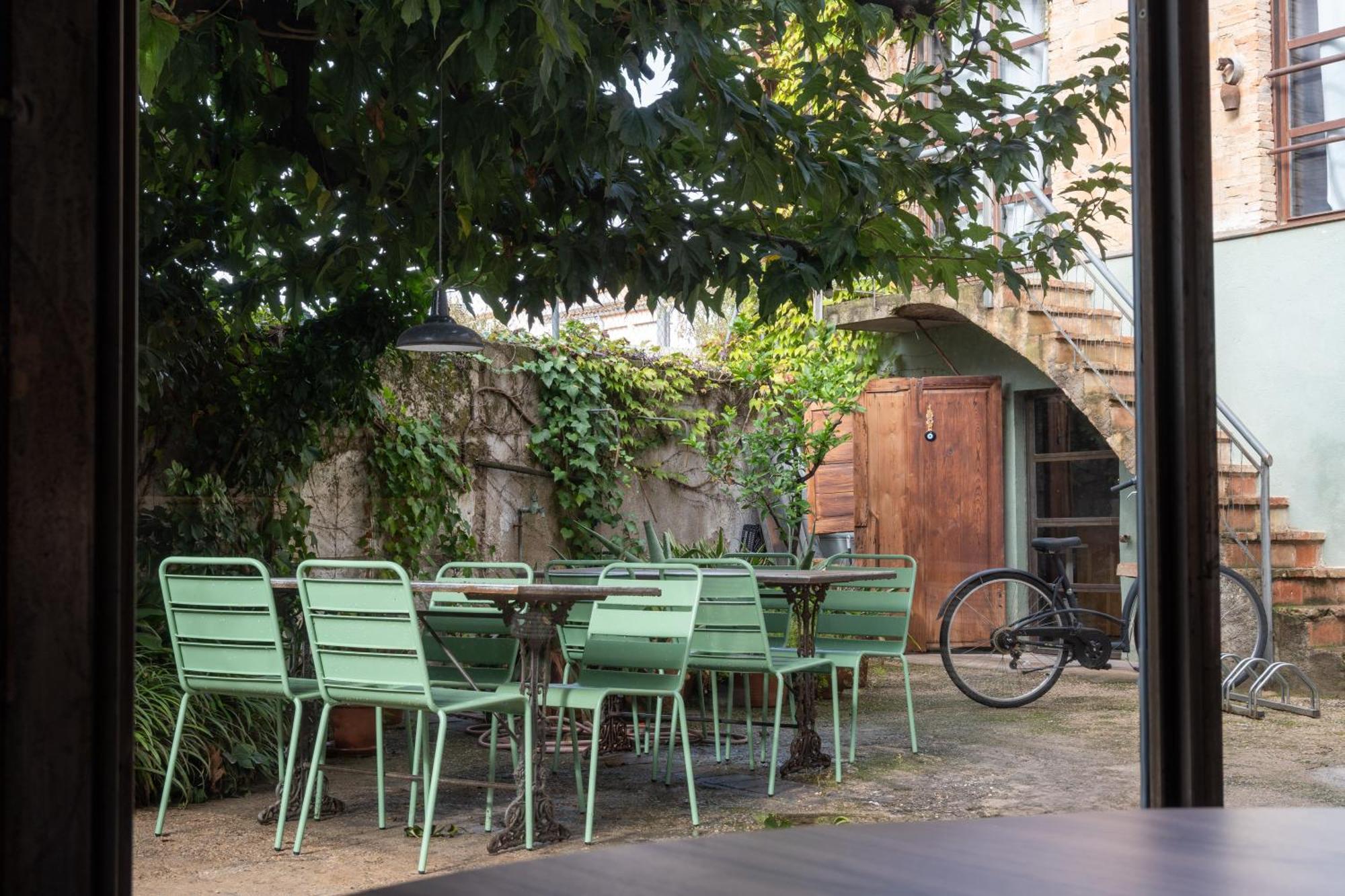 Bed and Breakfast Flora Banyoles Zewnętrze zdjęcie